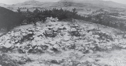 요동반도 장군산 돌무지무덤