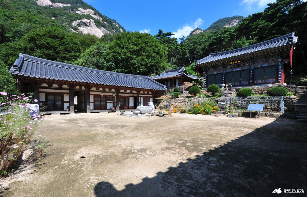 무암사 전경
